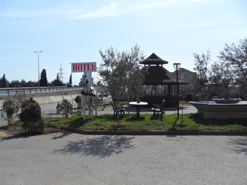 Hotel Lovcen Podgorica Exteriér fotografie